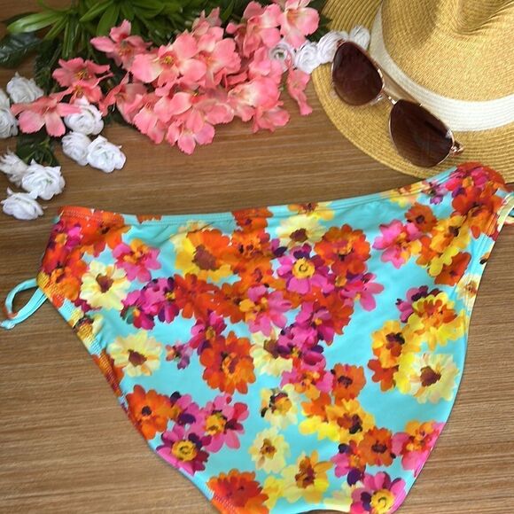 Kenneth Cole Watercolor Flowers Tie Sides Bikini Bottom Size Medium - Picture 3 of 9